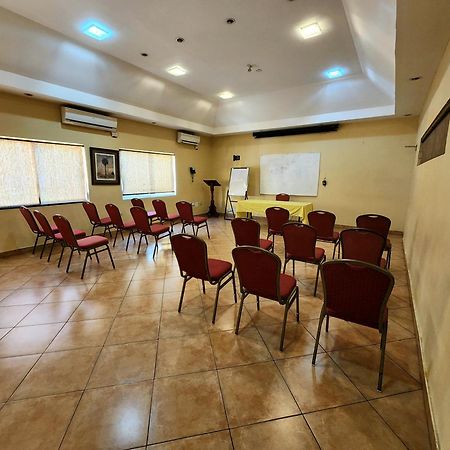 Altamont West Hotel Montego Bay Exteriér fotografie