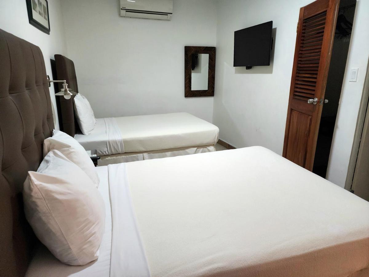 Altamont West Hotel Montego Bay Exteriér fotografie