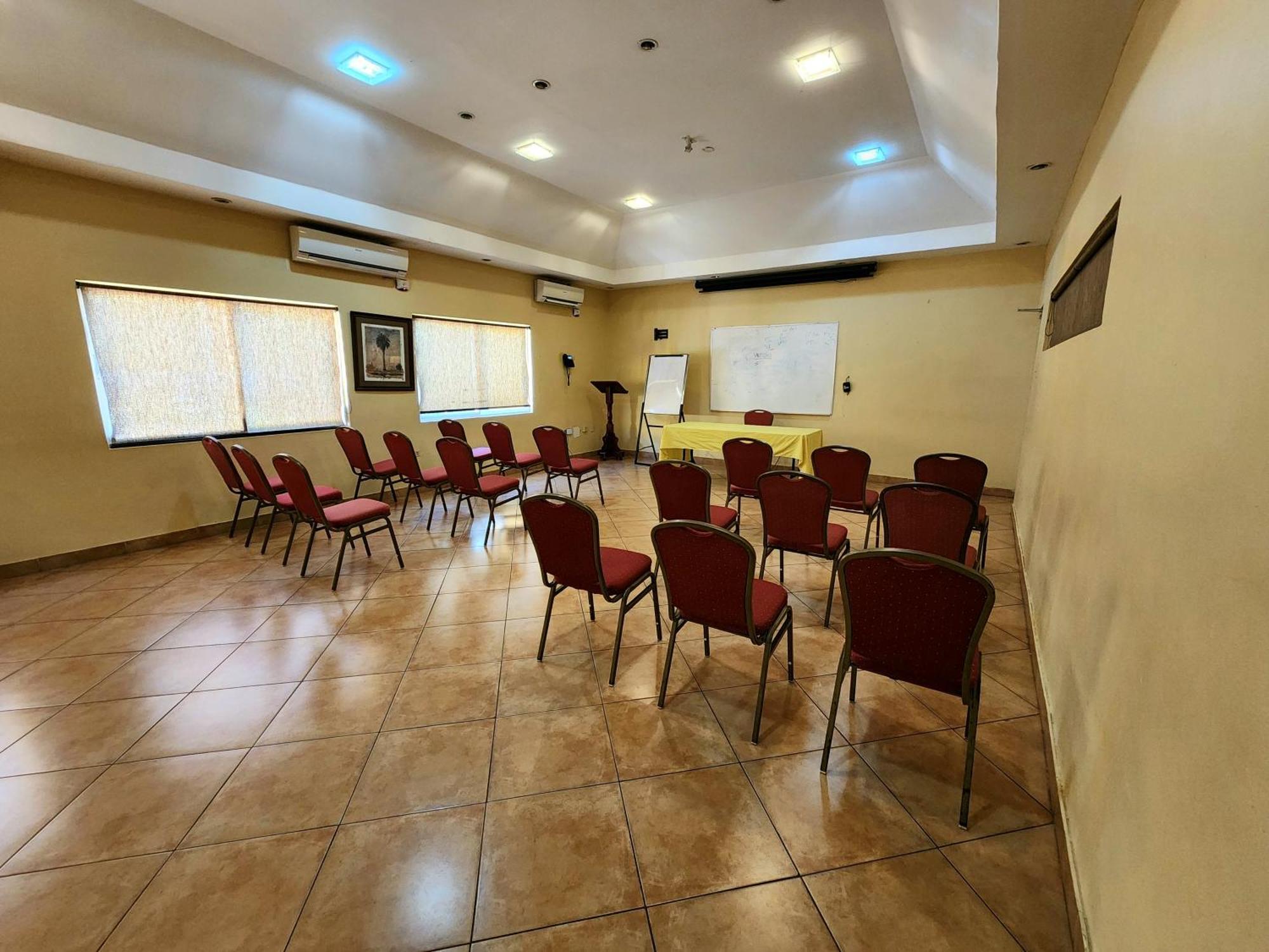 Altamont West Hotel Montego Bay Exteriér fotografie