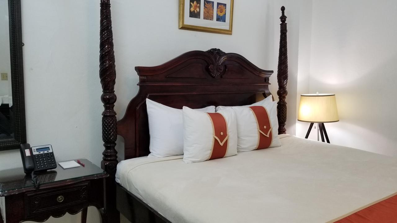 Altamont West Hotel Montego Bay Exteriér fotografie